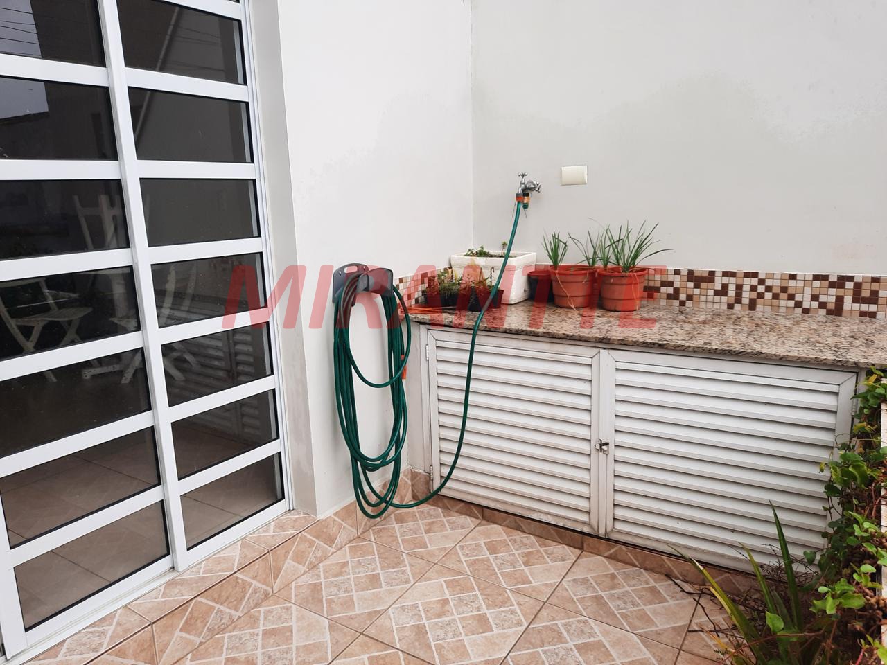Sobrado de 180m² com 3 quartos em Parada Inglesa
