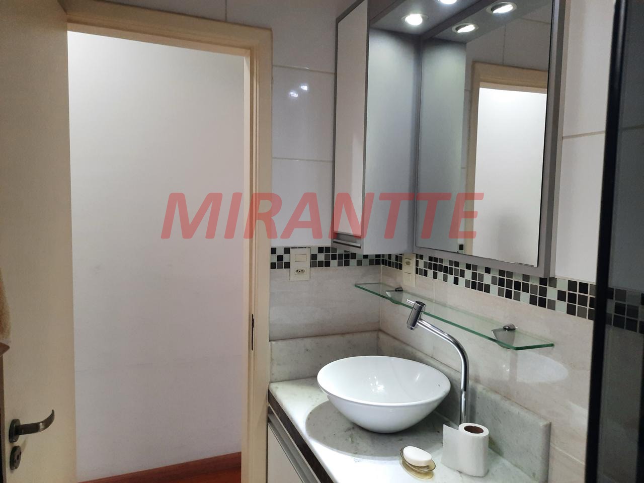 Sobrado de 180m² com 3 quartos em Parada Inglesa