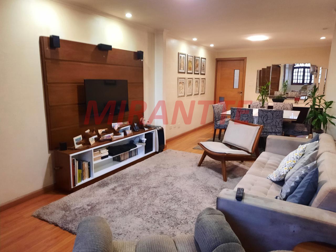 Sobrado de 180m² com 3 quartos em Parada Inglesa