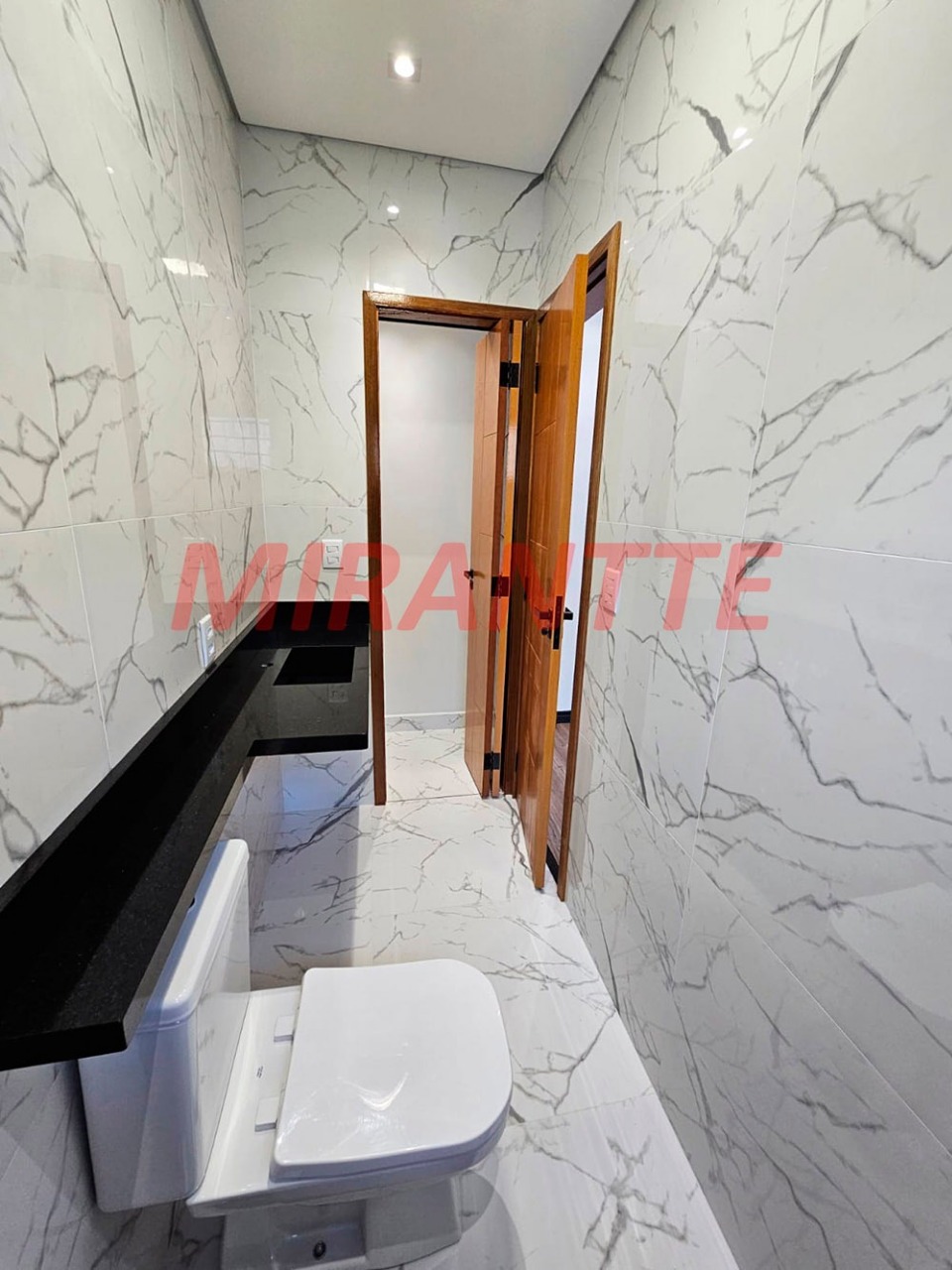 Casa terrea de 180m² com 3 quartos em Mirandopolis