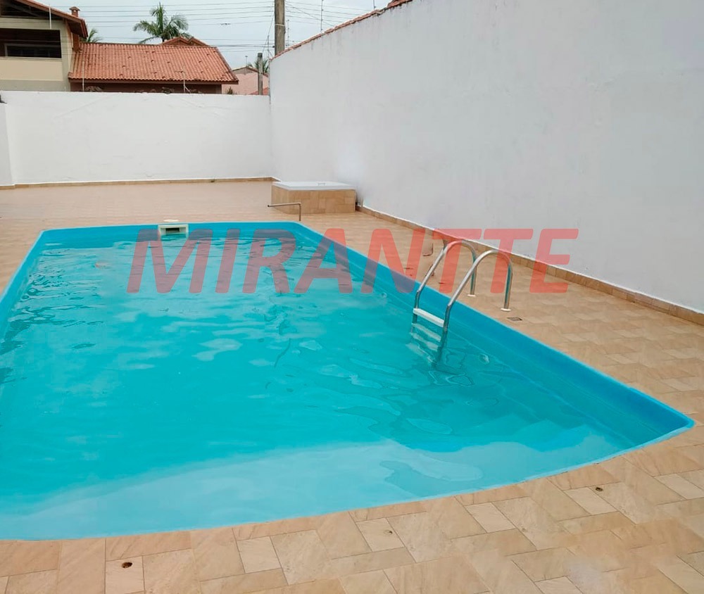 Casa terrea de 247.82m² com 4 quartos em Balneário Três Marias
