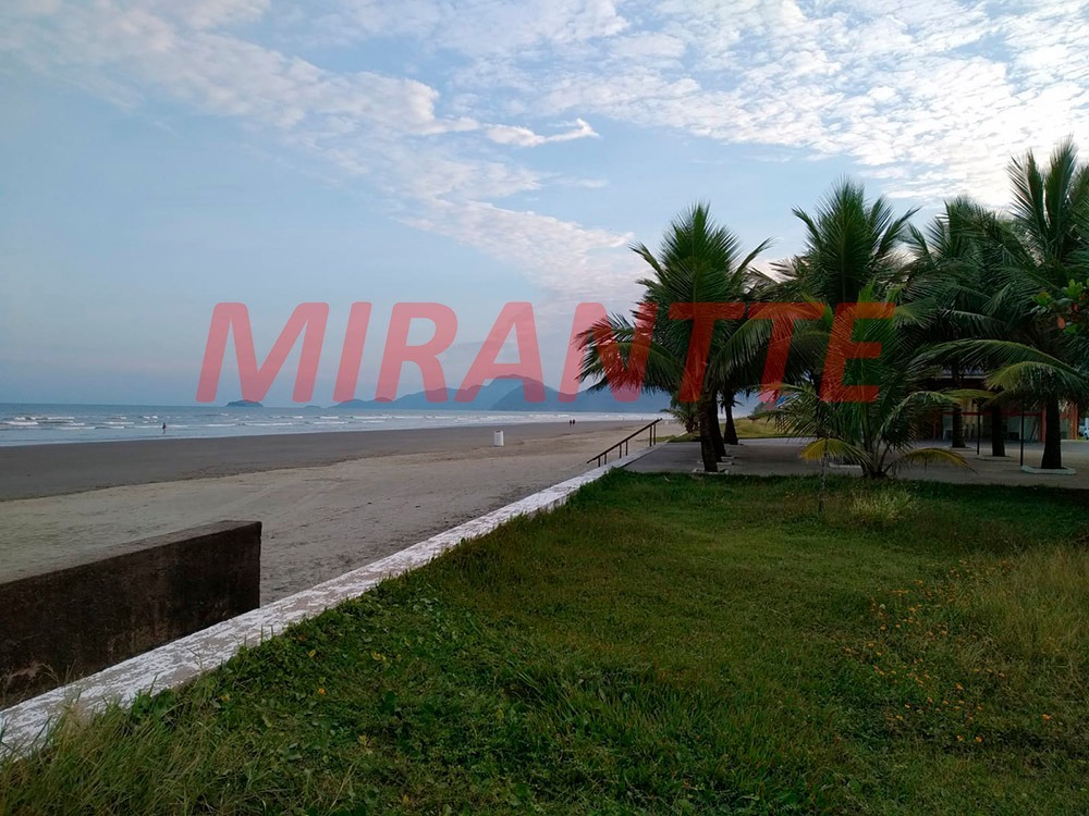 Casa terrea de 247.82m² com 4 quartos em Balneário Três Marias