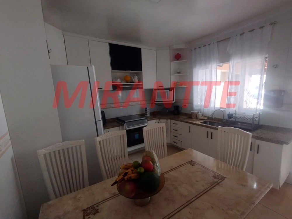 Casa terrea de 363m² com 2 quartos em Vila Guaca