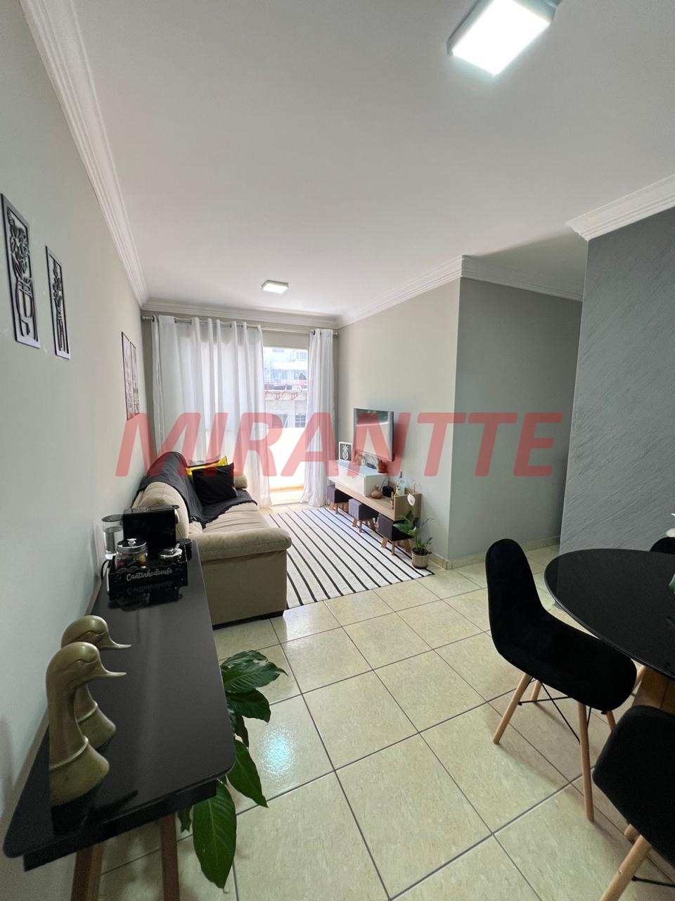 Apartamento de 51m² com 2 quartos em Picanço