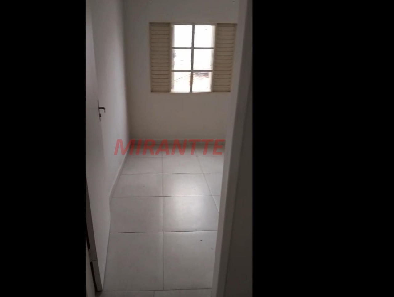 Comercial de 90m² em Água Fria