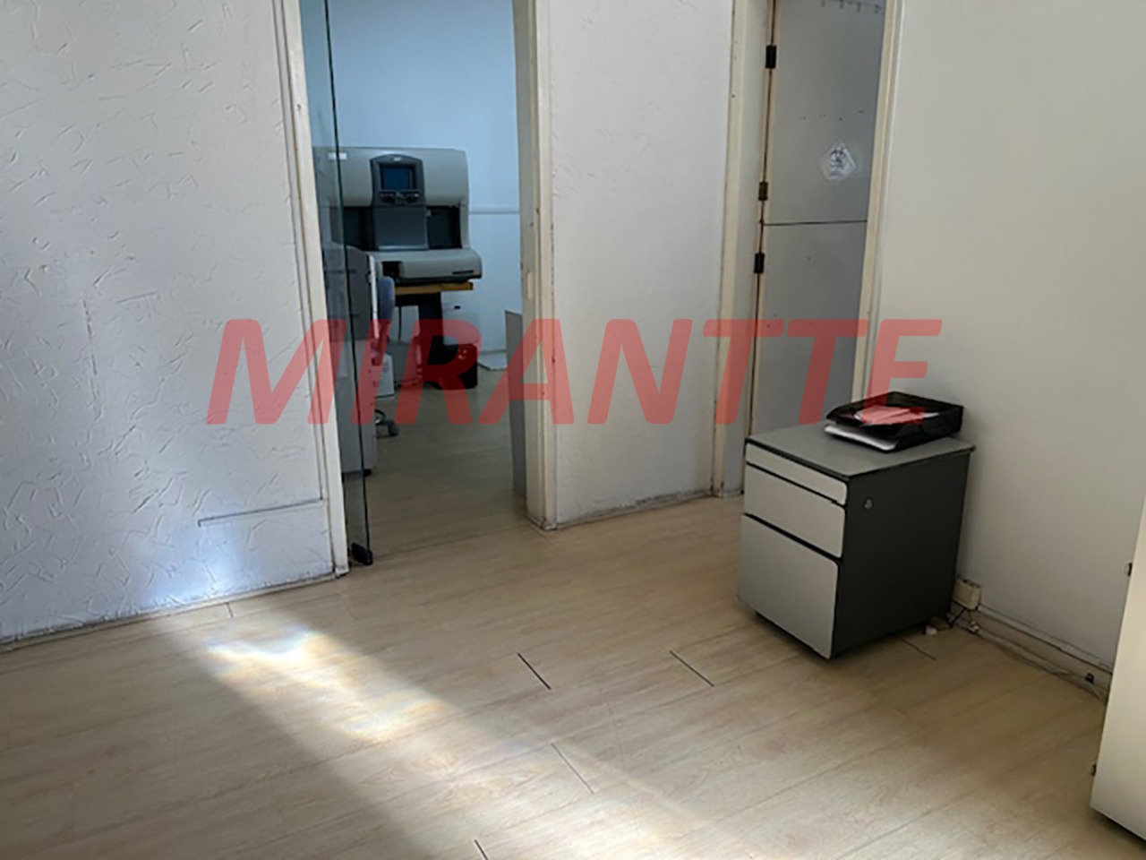 Sobrado de 302m² com 3 quartos em Santana