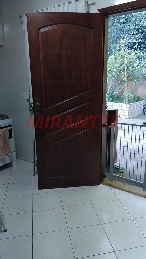 ChÁcara de 700m² com 4 quartos em Tremembe