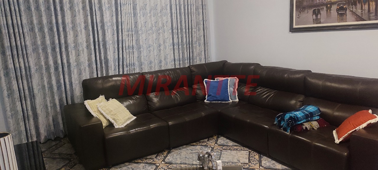 Sobrado de 190m² com 3 quartos em Jardim Guançã