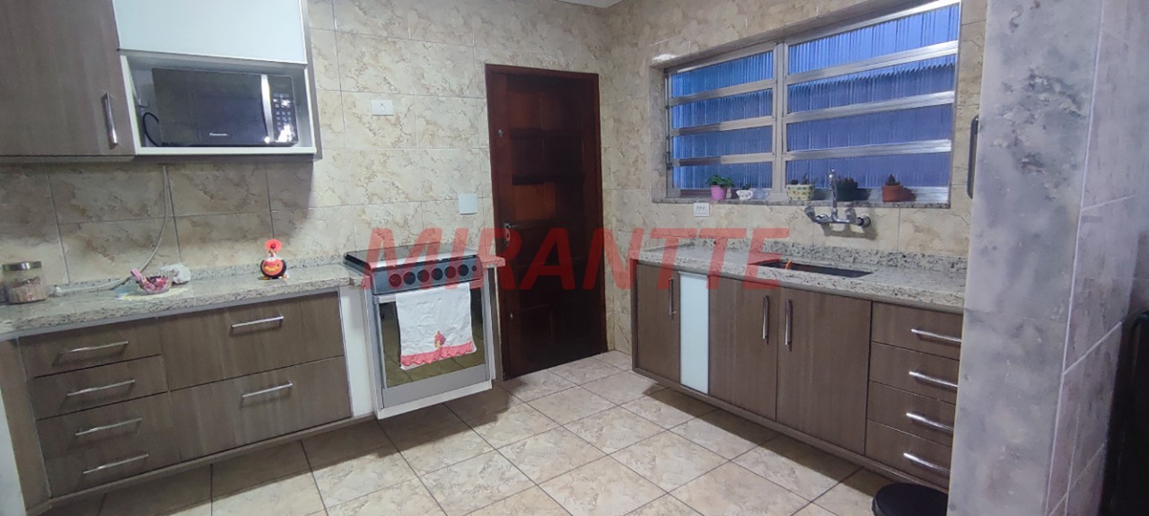Sobrado de 190m² com 3 quartos em Jardim Guançã