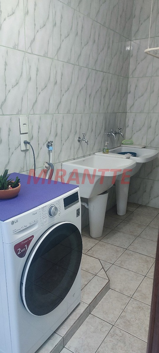 Sobrado de 190m² com 3 quartos em Jardim Guançã
