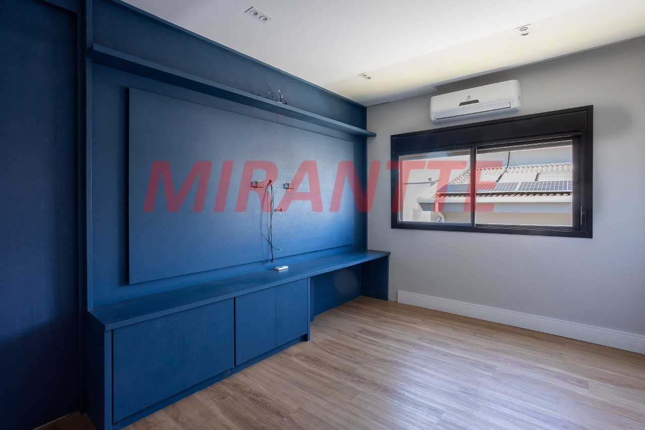 Cond. fechado de 340m² com 3 quartos em Engordadouro
