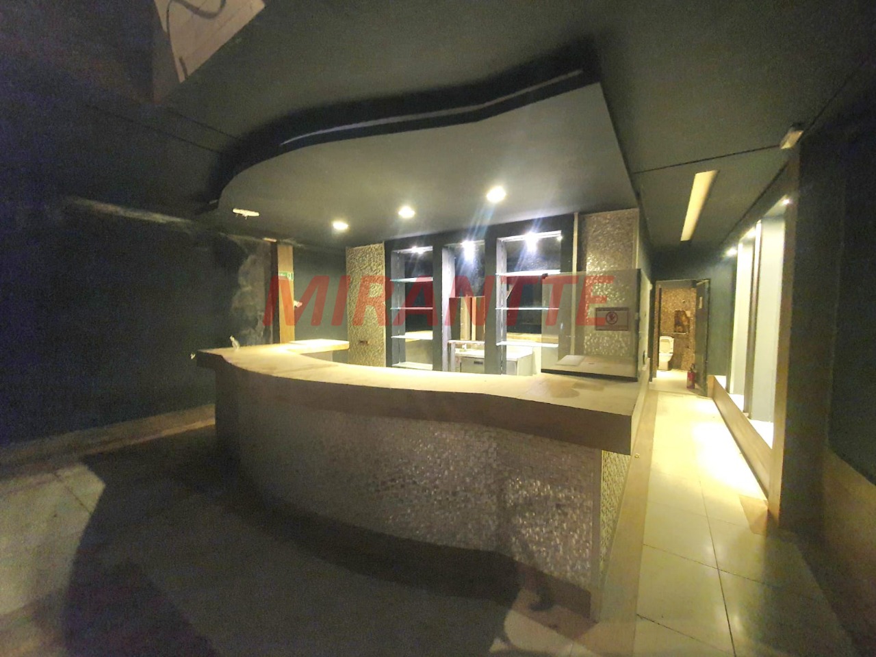 Comercial de 220m² em Imirim