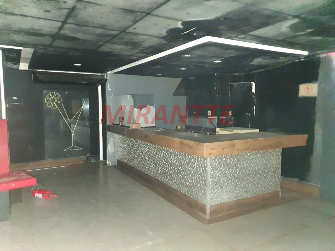 Comercial de 220m² em Imirim
