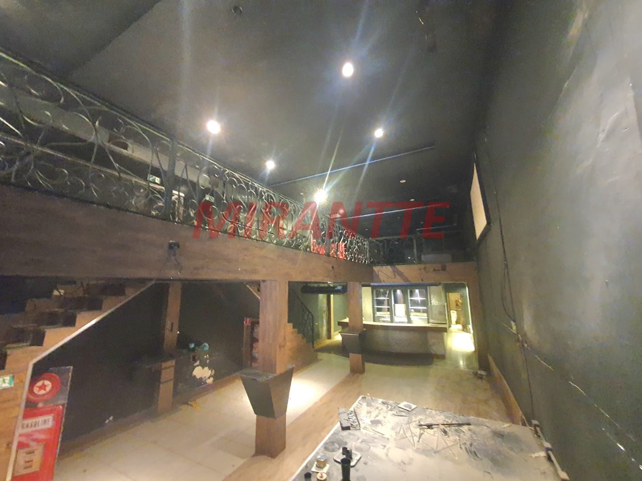 Comercial de 220m² em Imirim