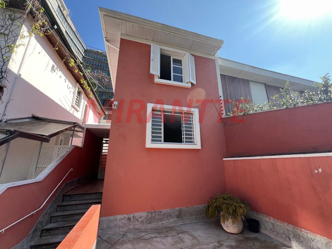 Sobrado de 115m² com 2 quartos em Vila Madalena
