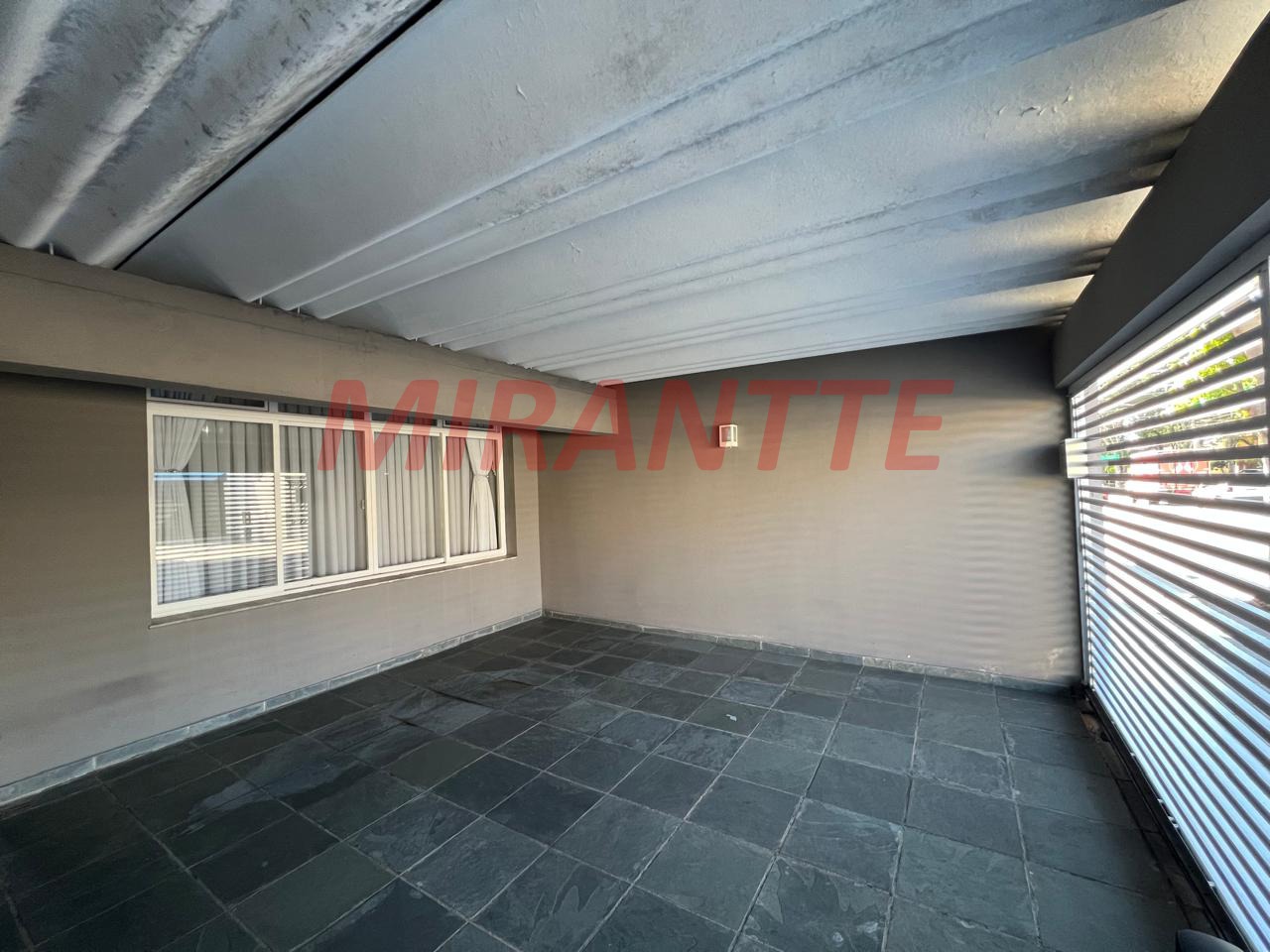Sobrado de 203m² com 3 quartos em Parque Sao Domingos