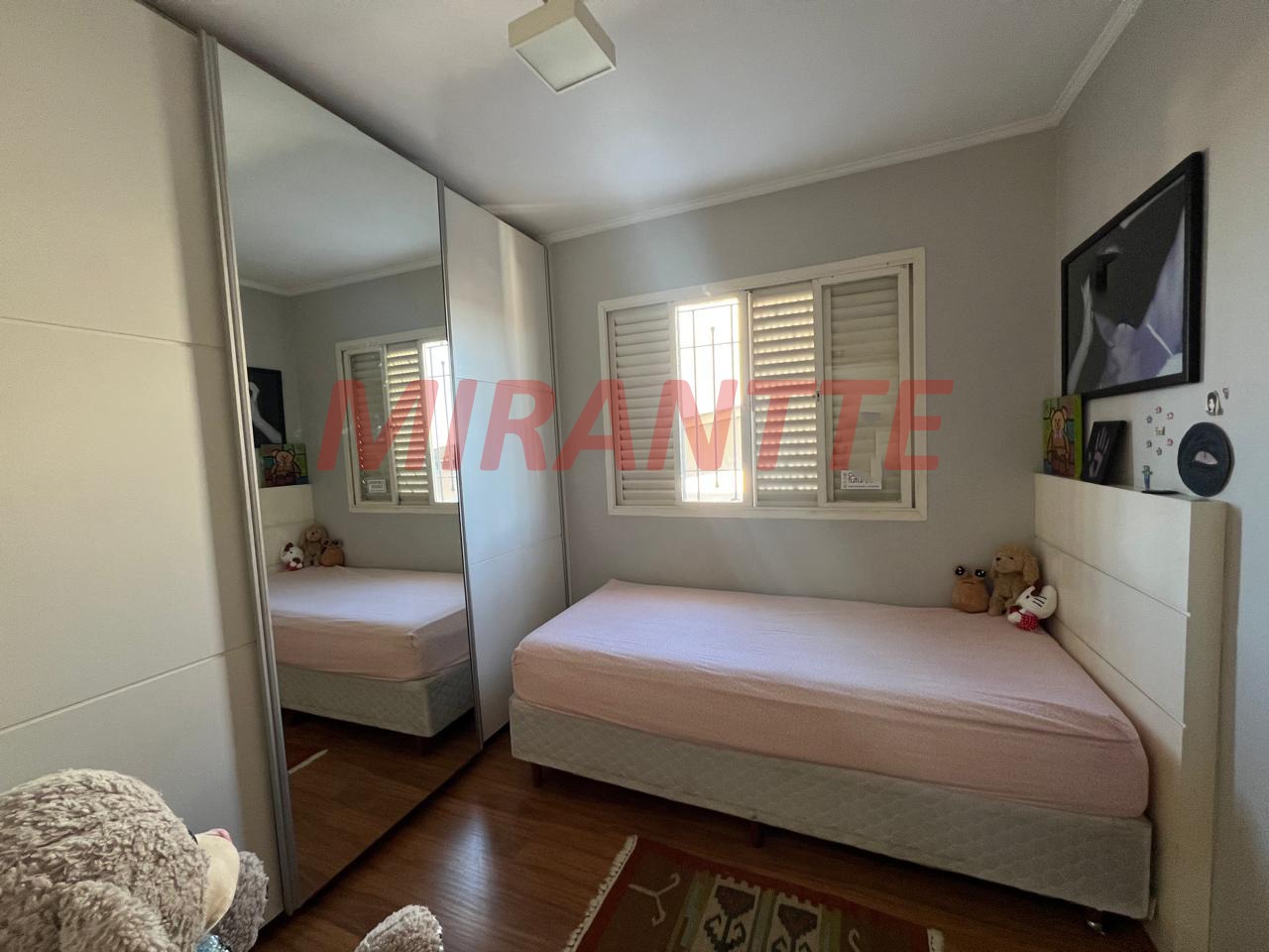 Sobrado de 203m² com 3 quartos em Parque Sao Domingos