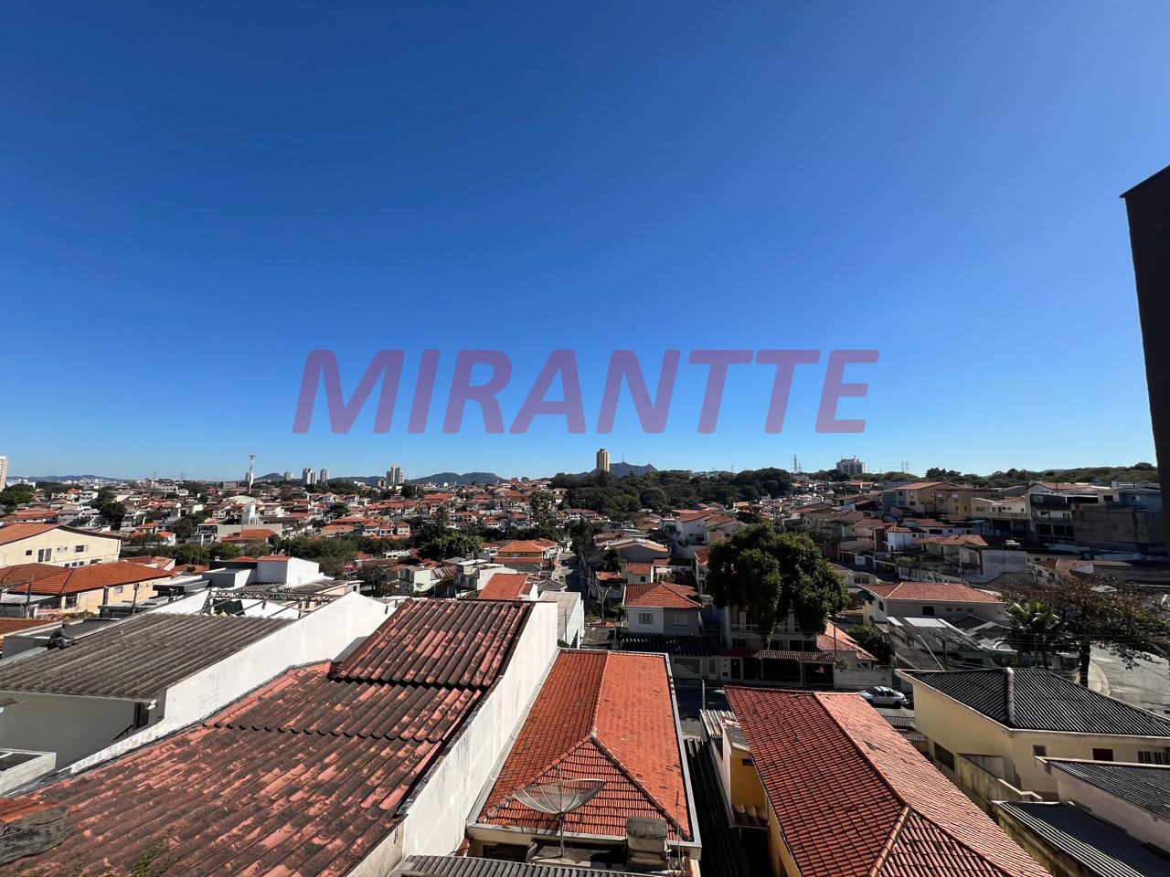 Sobrado de 203m² com 3 quartos em Parque Sao Domingos