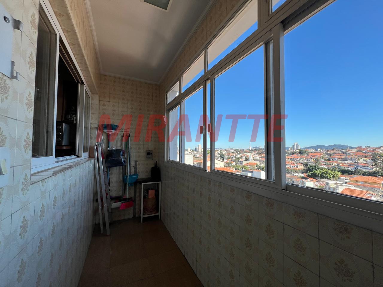 Sobrado de 203m² com 3 quartos em Parque Sao Domingos