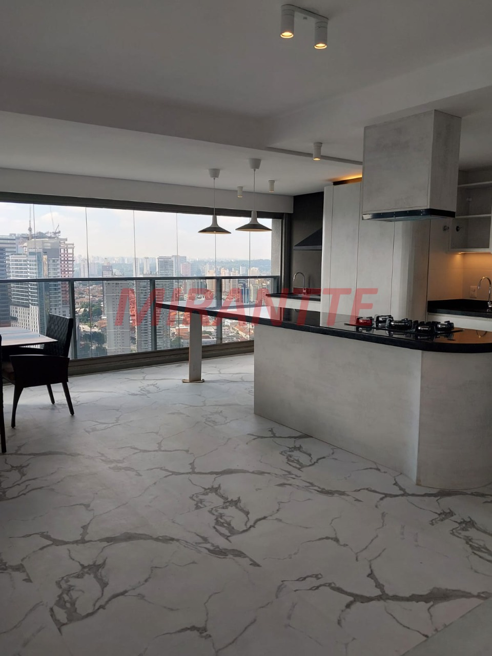Apartamento de 142m² com 2 quartos em Jardim Morumbi