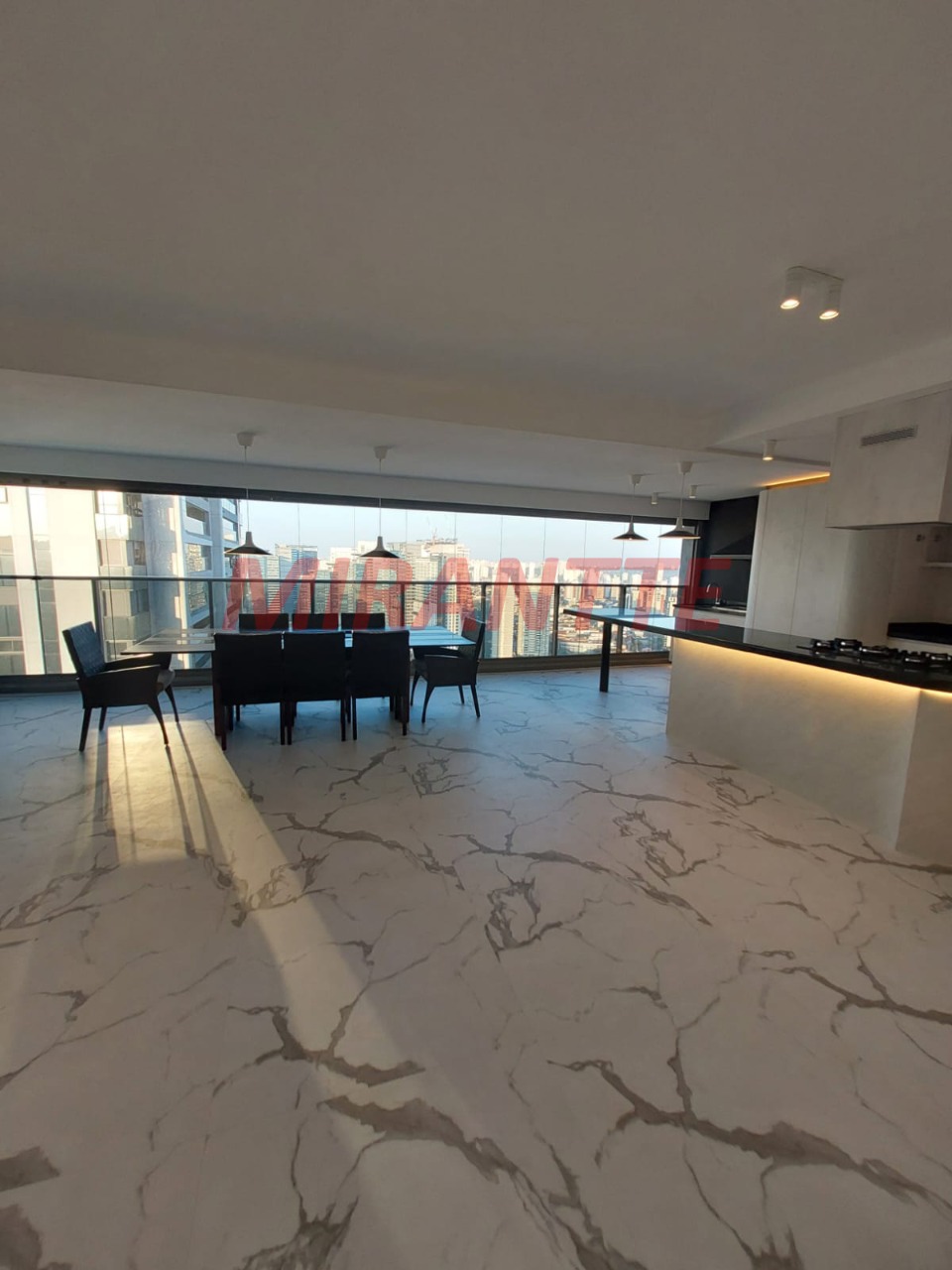 Apartamento de 142m² com 2 quartos em Jardim Morumbi