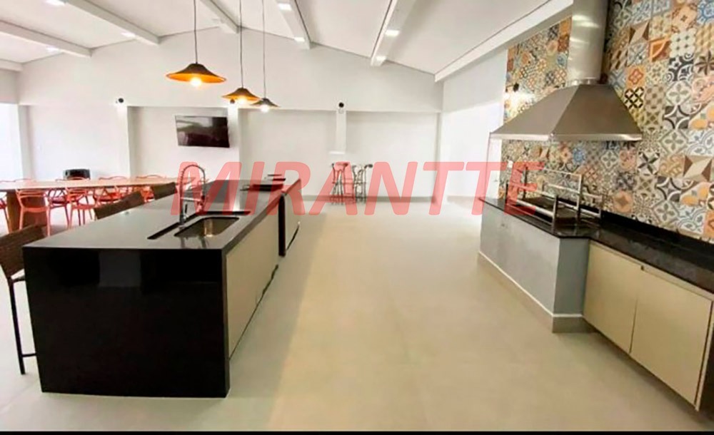 Cond. fechado de 420m² com 6 quartos em Jardim Acapulco