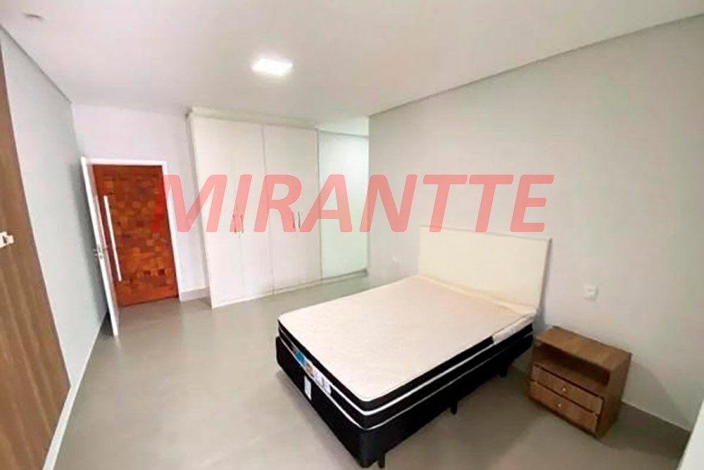 Cond. fechado de 420m² com 6 quartos em Jardim Acapulco