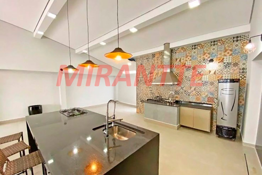 Cond. fechado de 420m² com 6 quartos em Jardim Acapulco