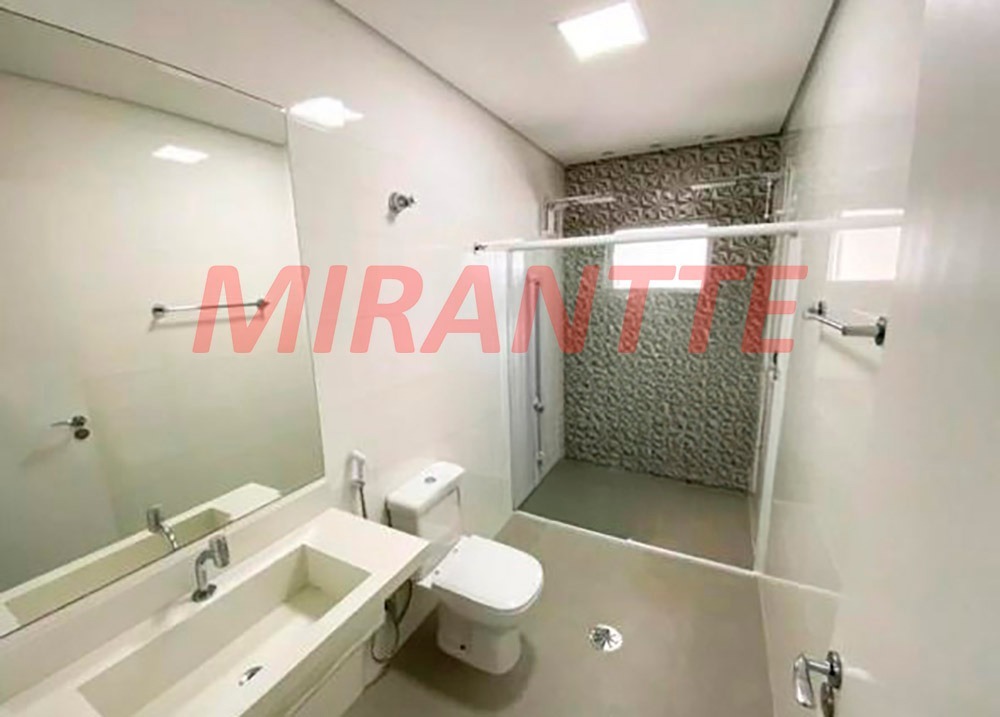 Cond. fechado de 420m² com 6 quartos em Jardim Acapulco