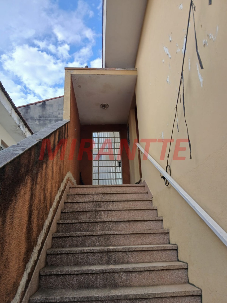 Sobrado de 175m² com 3 quartos em Vila Prado