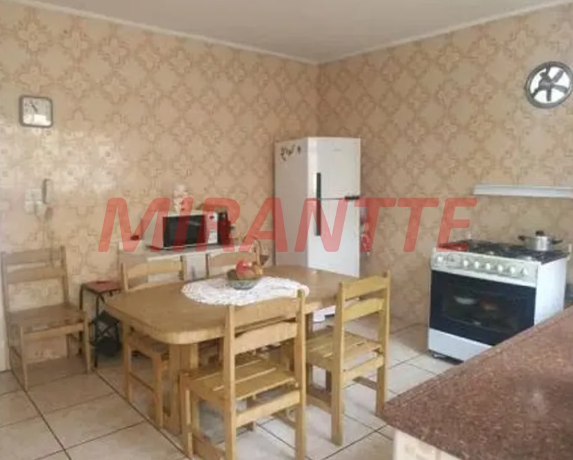 Sobrado de 175m² com 3 quartos em Vila Prado