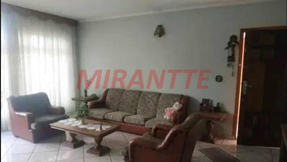Sobrado de 175m² com 3 quartos em Vila Prado