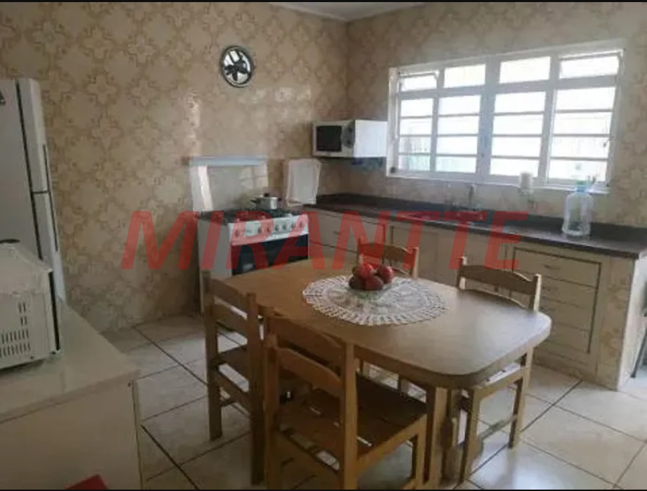 Sobrado de 175m² com 3 quartos em Vila Prado