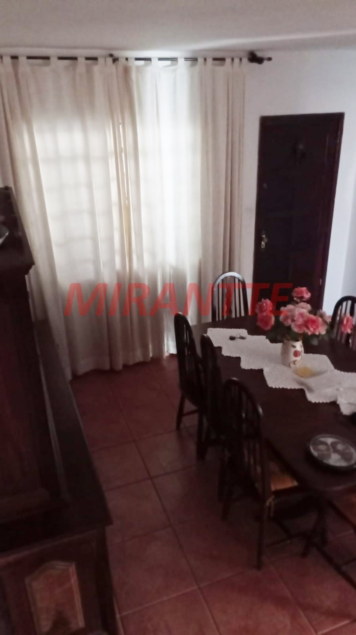 Casa terrea de 130m² com 4 quartos em Jardim Almanara