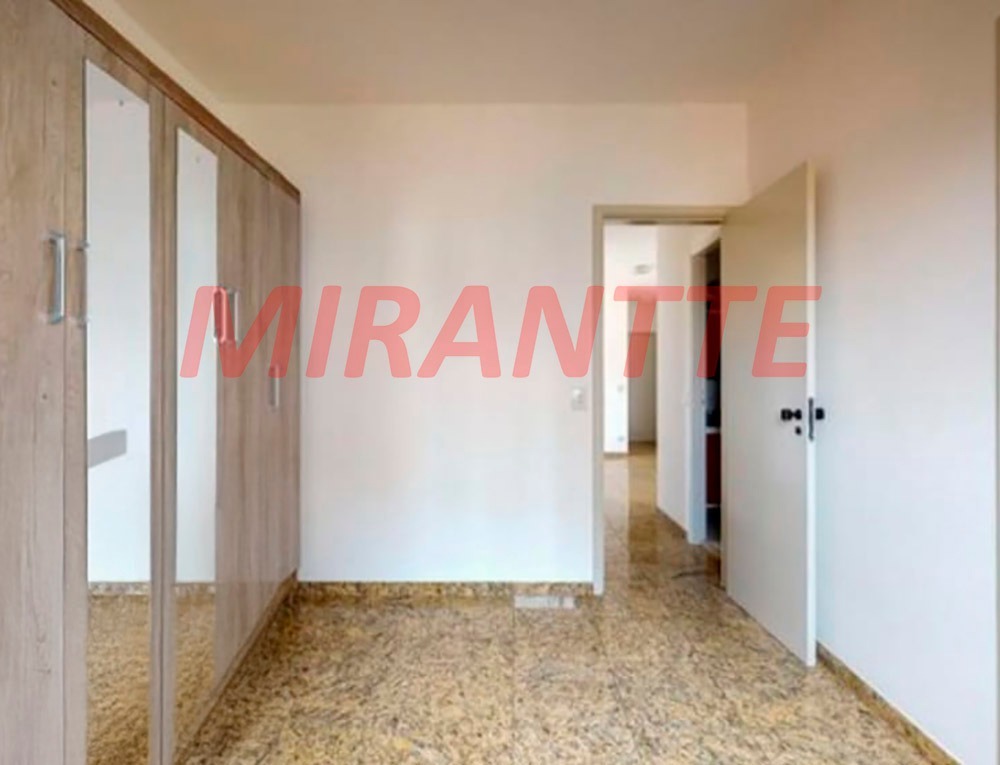 Apartamento de 70m² com 2 quartos em Santa Teresinha