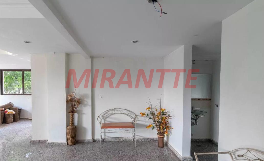 Apartamento de 75m² com 2 quartos em Santana
