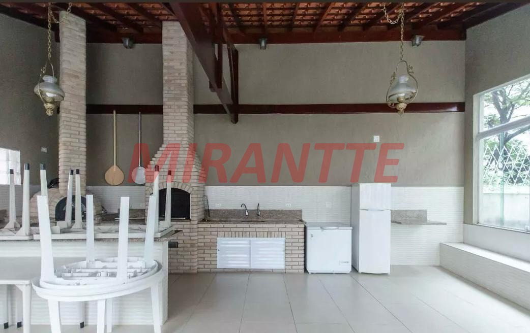 Apartamento de 75m² com 2 quartos em Santana