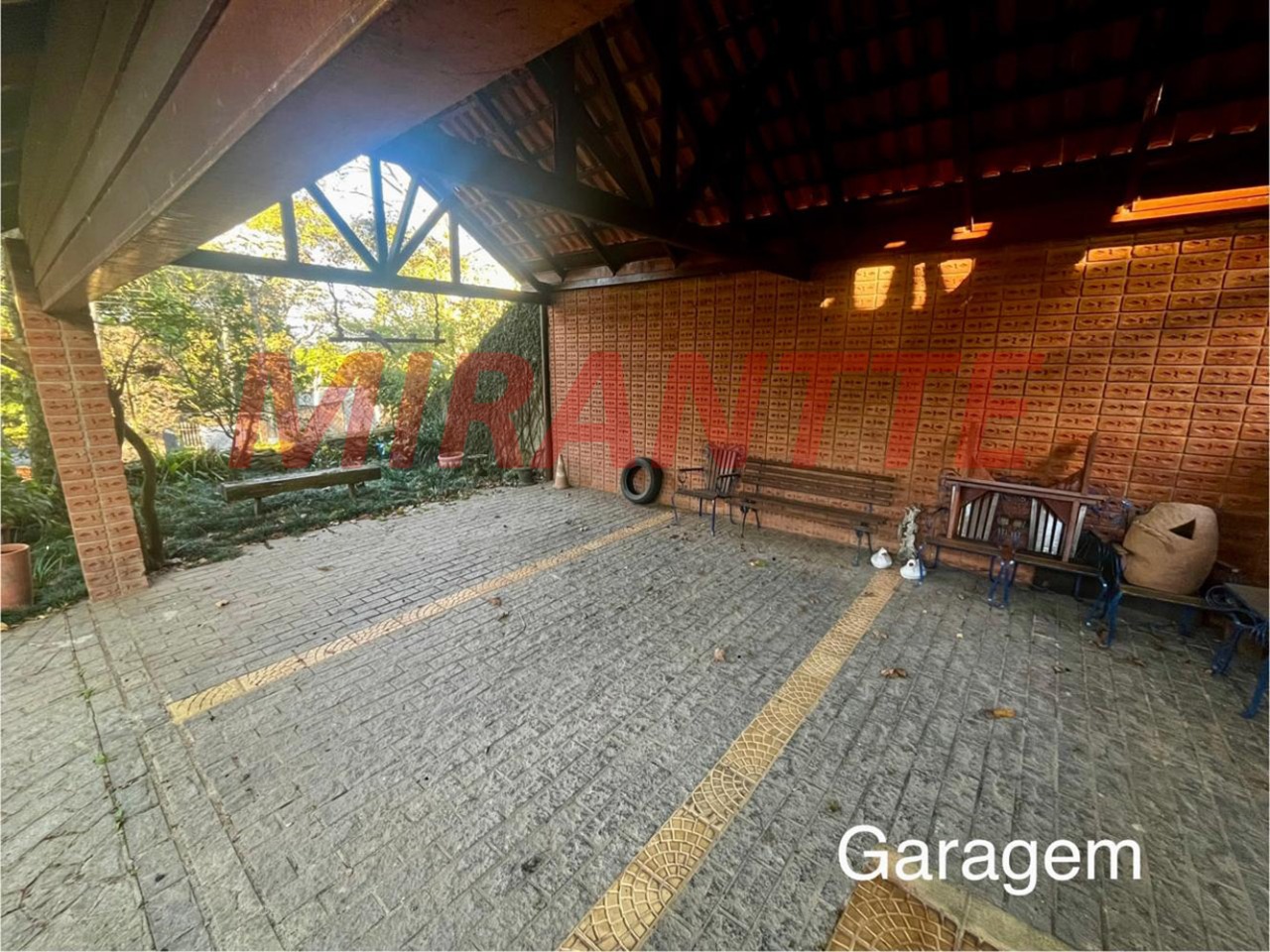 Cond. fechado de 220m² com 3 quartos em Serra da Cantareira