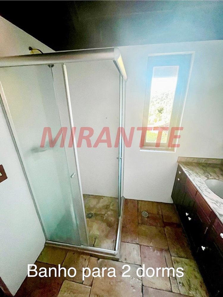 Cond. fechado de 220m² com 3 quartos em Serra da Cantareira