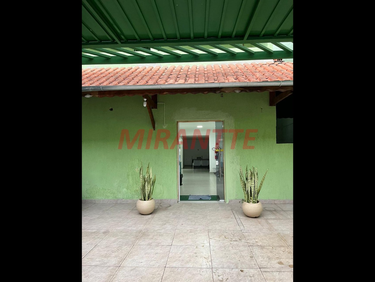 Comercial de 440m² em Jardim Presidente Dutra