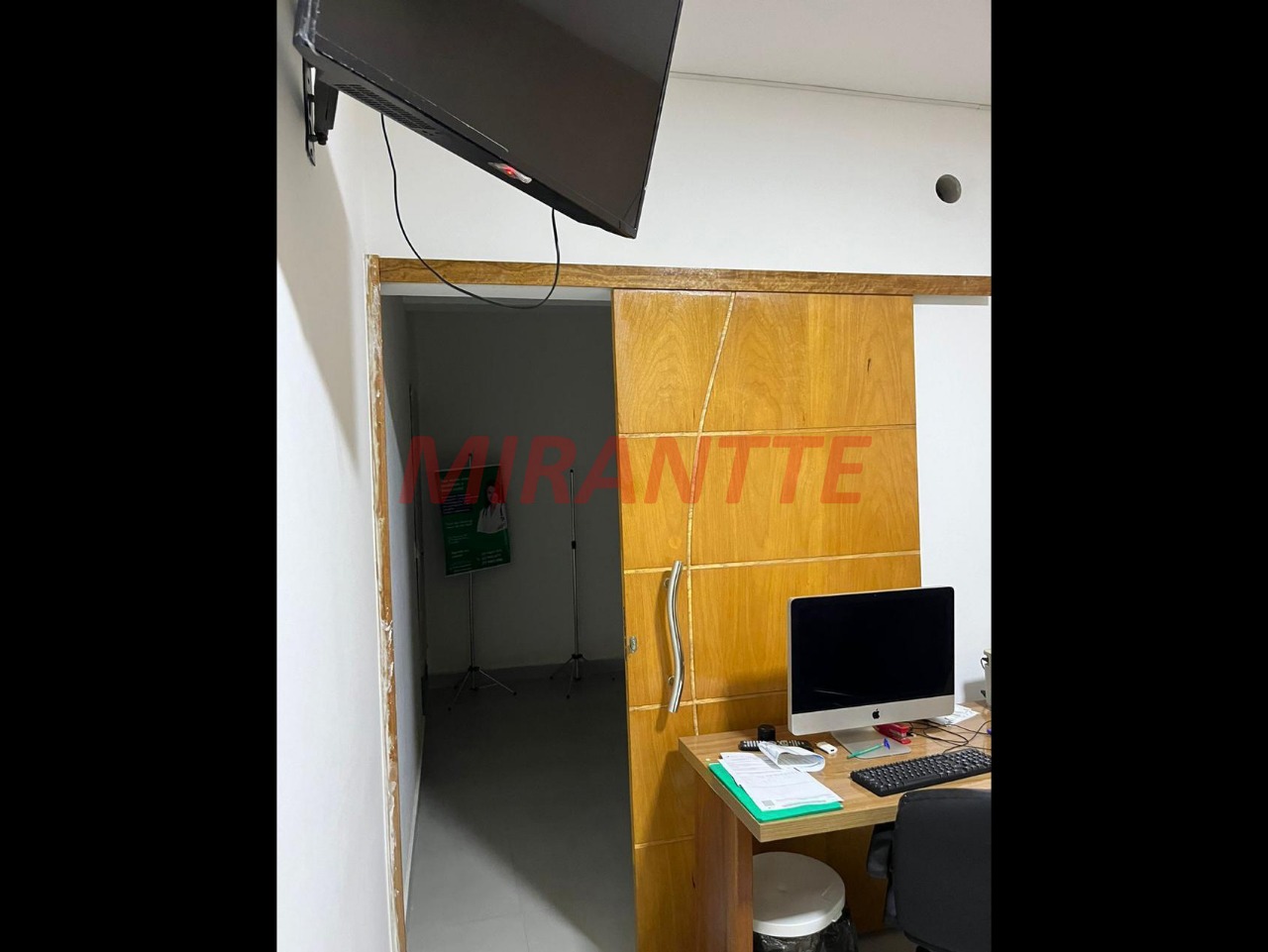 Comercial de 440m² em Jardim Presidente Dutra