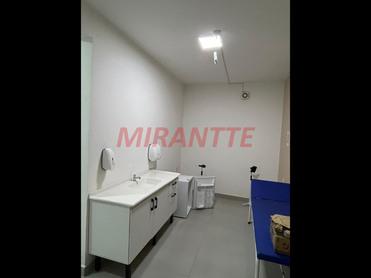 Comercial de 440m² em Jardim Presidente Dutra