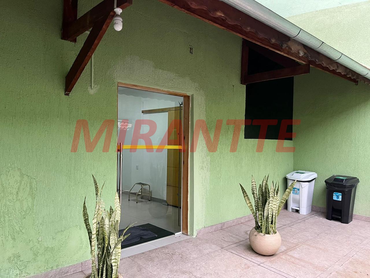 Comercial de 440m² em Jardim Presidente Dutra