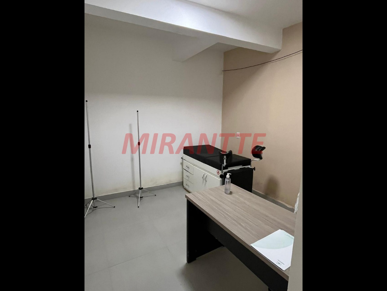 Comercial de 440m² em Jardim Presidente Dutra