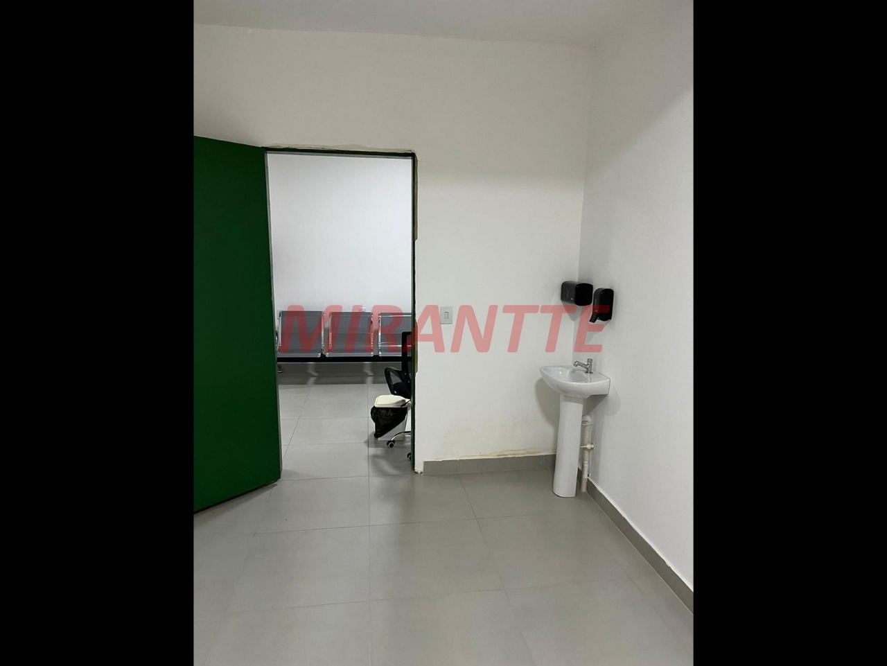 Comercial de 440m² em Jardim Presidente Dutra