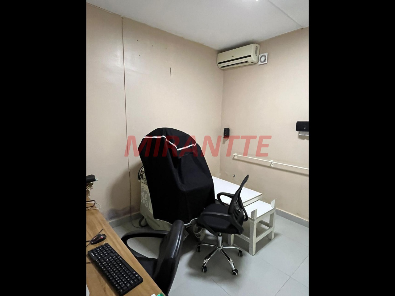 Comercial de 440m² em Jardim Presidente Dutra