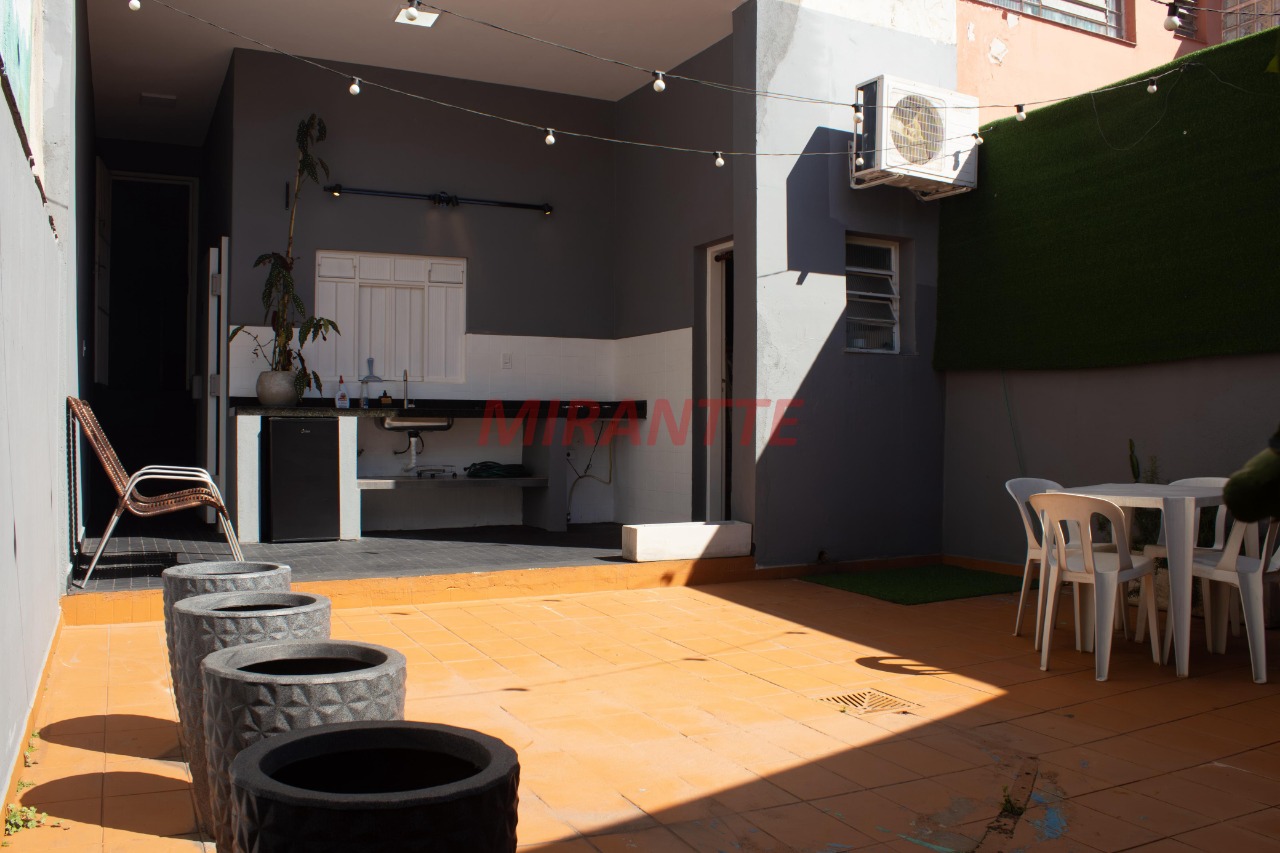 Sobrado de 215m² com 2 quartos em Carandiru