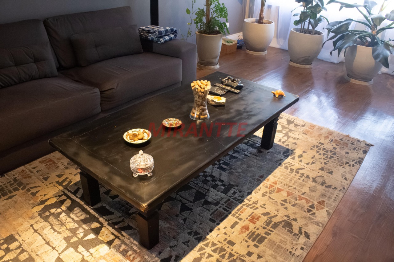 Sobrado de 215m² com 2 quartos em Carandiru