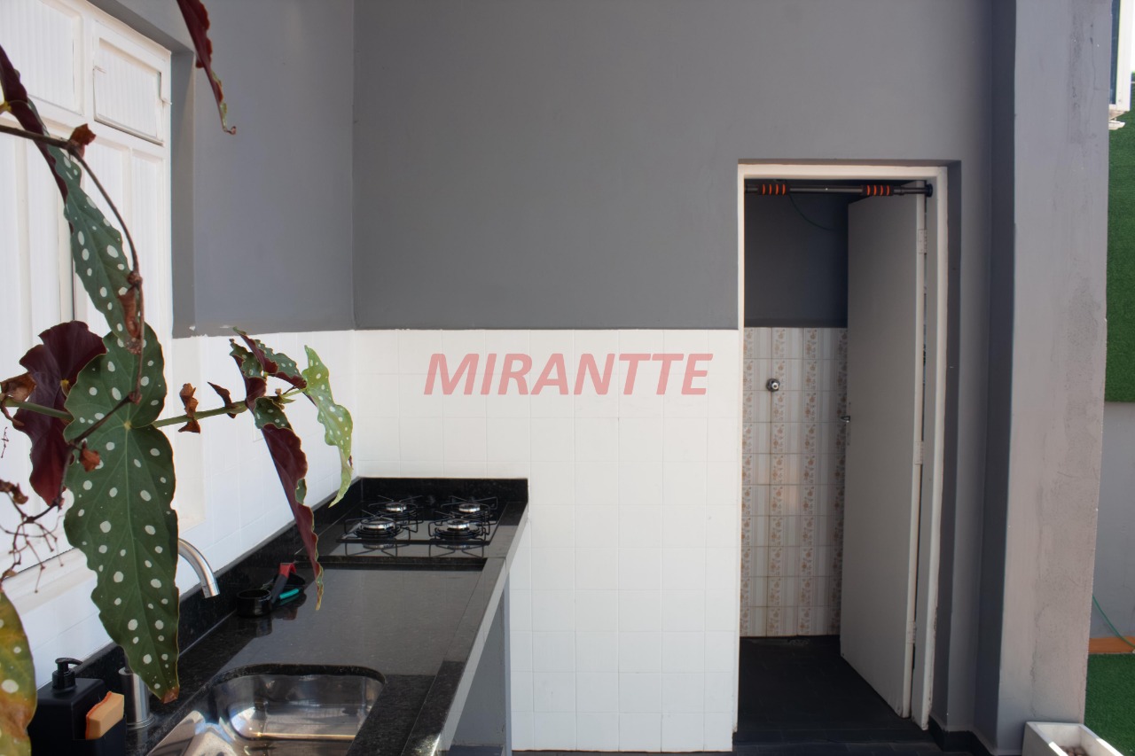 Sobrado de 215m² com 2 quartos em Carandiru