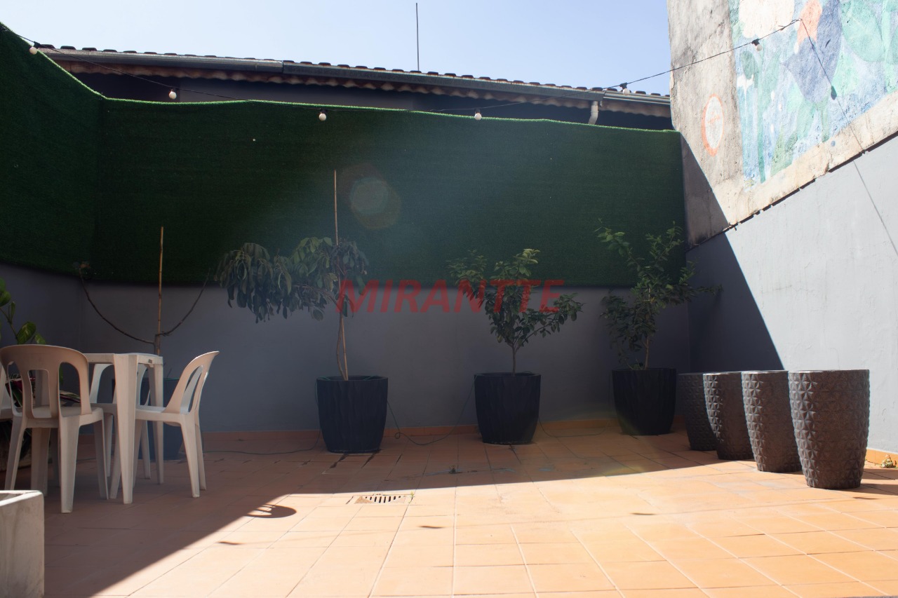 Sobrado de 215m² com 2 quartos em Carandiru